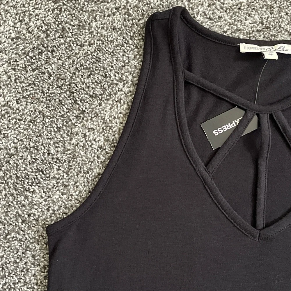 NWT Express One Eleven Strappy Black Tank Top Shirt Size XS Side Slits - Picture 7 of 13